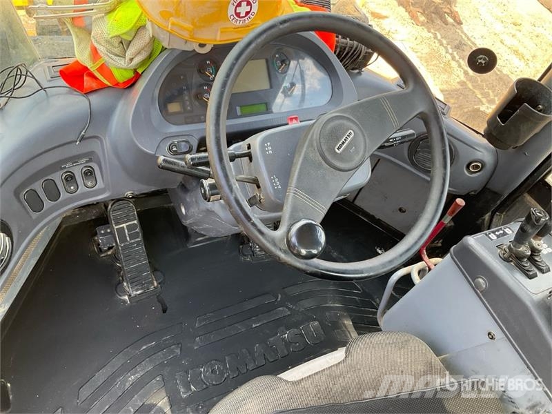 Komatsu WA500-6 Wheel Loader Utovarivači na kotačima