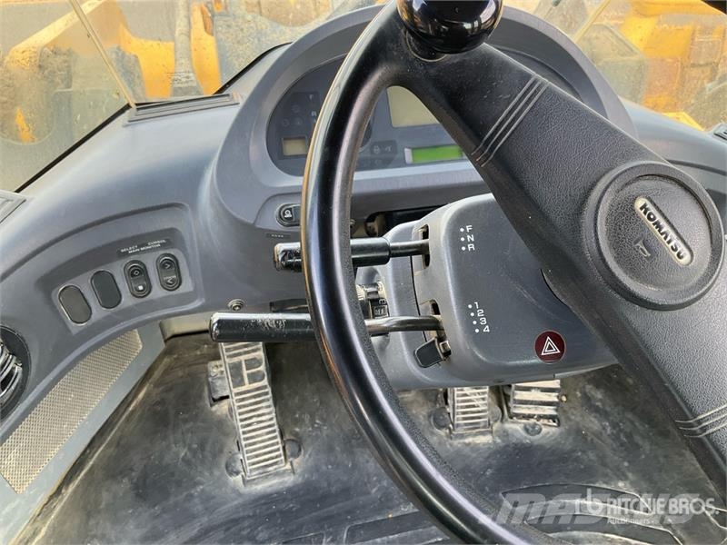 Komatsu WA500-6 Wheel Loader Utovarivači na kotačima