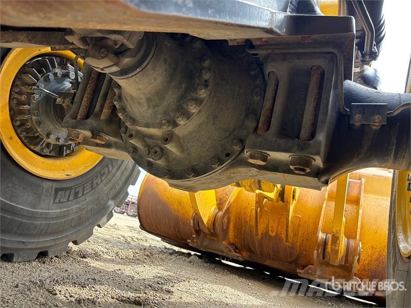 Komatsu WA500-8 Wheel Loader Utovarivači na kotačima