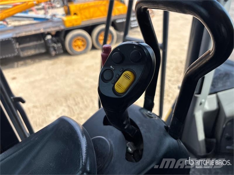 Komatsu WA500-8 Wheel Loader Utovarivači na kotačima