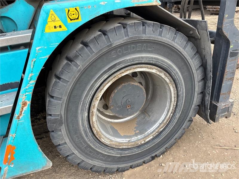 Kone SMV 16-1200B 36000 lb 4x4 Rough Terrain Forklift Vorkheftruck voor zwaar terrein