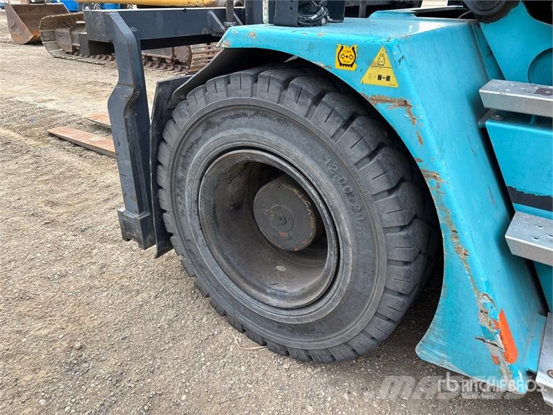 Kone SMV 16-1200B 36000 lb 4x4 Rough Terrain Forklift Vorkheftruck voor zwaar terrein
