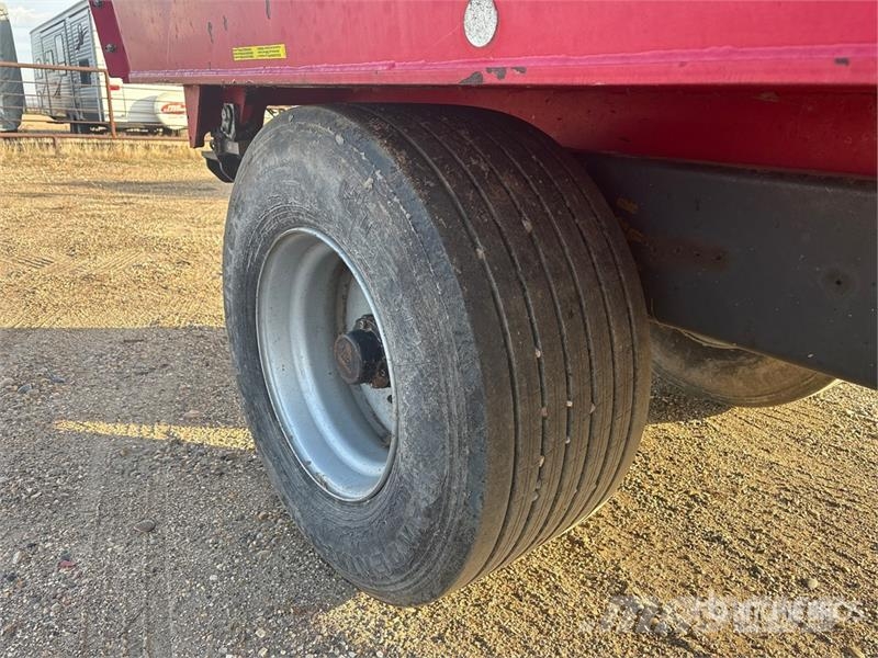 Kongskilde VM14 12200 kg 16 ft Wagon Feed Mixer Mikser hranilice