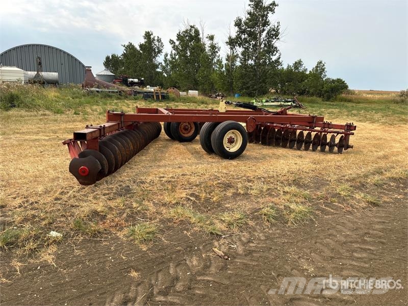 Krause 1292 15 ft Breaking Disc Disc harrows