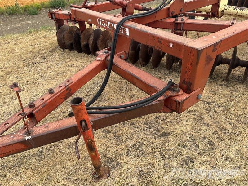 Krause 1292 15 ft Breaking Disc Disc harrows