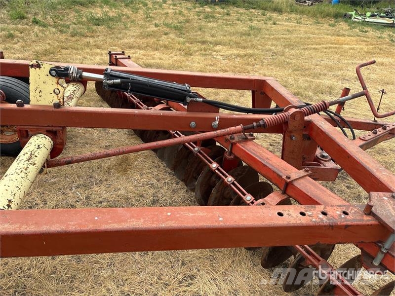 Krause 1292 15 ft Breaking Disc Disc harrows