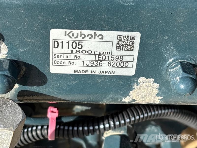 Kubota D1105-BG-EF01 12.6 kW 1.1 L Engine Motori