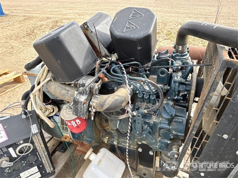 Kubota D1105-BG-ET01 12.6 kW 1.1 L Engine Motori