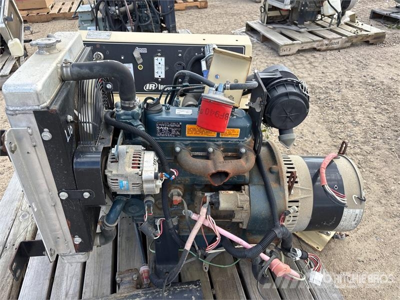 Kubota D1105-BG-ET01 12.6 kW 1.1 L Engine Motorer