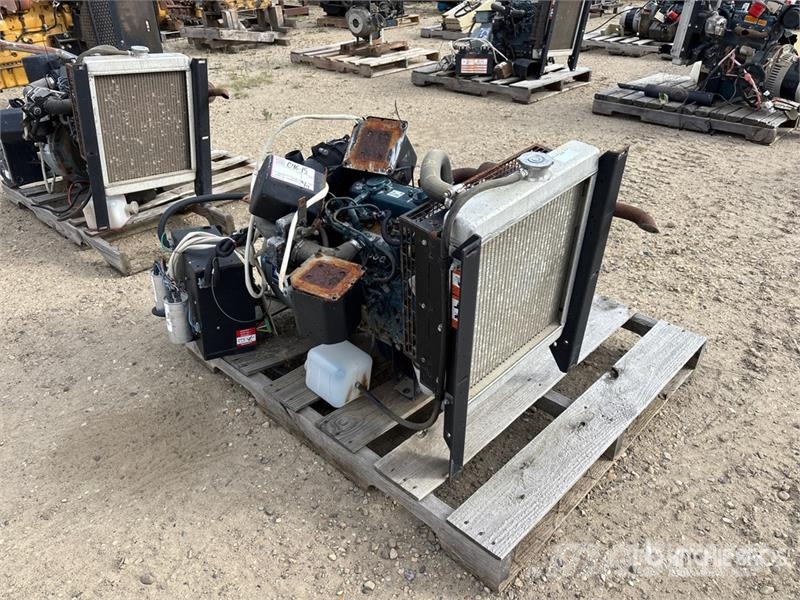 Kubota D1105-BG-ET01 12.6 kW 1.1 L Engine Motori