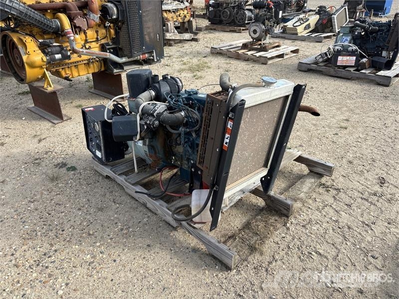 Kubota D1105-BG-ET01 12.6 kW 1.1 L Engine Motori