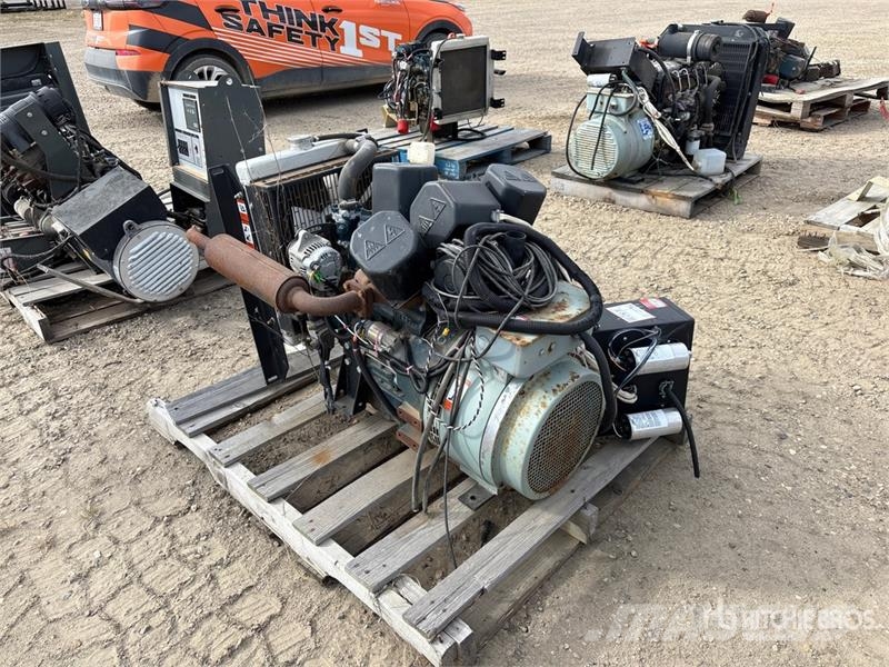 Kubota D1105-BG-ET01 12.6 kW 1.1 L Engine Motori
