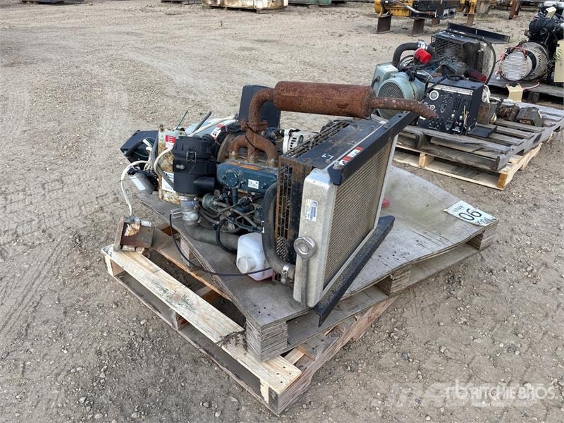 Kubota D1105-BG-ET01 12.6 kW 1.1 L Engine Motorer