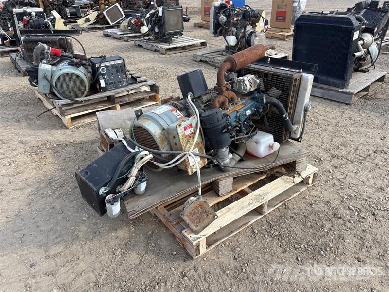 Kubota D1105-BG-ET01 12.6 kW 1.1 L Engine Motorer