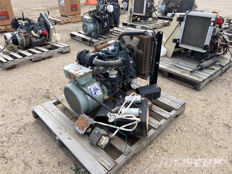 Kubota D1105-BG-ET01 12.6 kW 1.1 L Engine Motorer