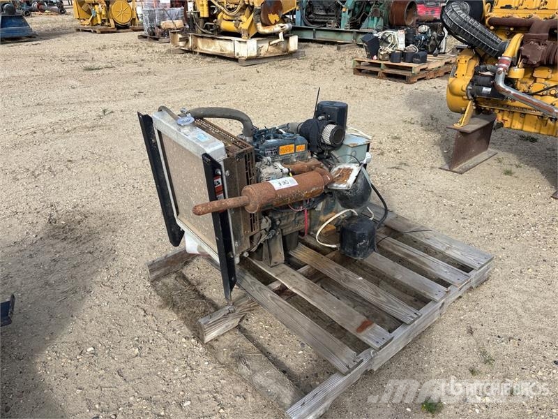 Kubota D1105-BG-ET01 12.6 kW 1.1 L Engine Motori