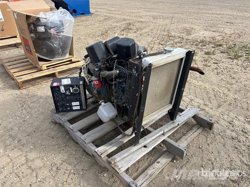 Kubota D1105-BG-ET01 12.6 kW 1.1 L Engine Motori