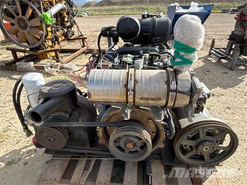 Kubota D1803-CR-T-E-01 Engine Motori