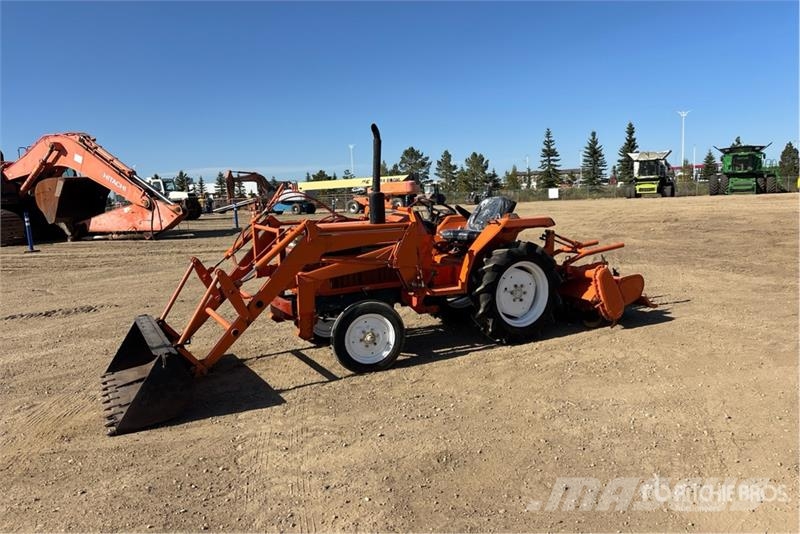 Kubota L1-20 2WD Utility Tractor Manjši traktorji