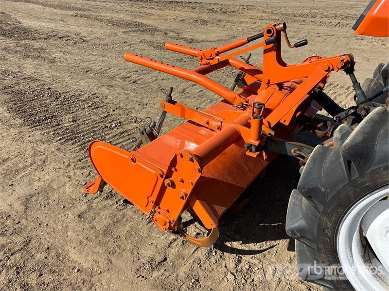 Kubota L1-20 2WD Utility Tractor Manjši traktorji