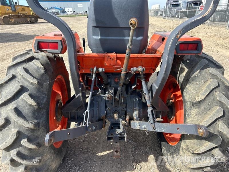 Kubota L2950 4WD Utility Tractor Kompakttraktorid