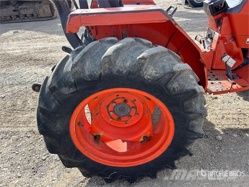 Kubota L2950 4WD Utility Tractor Kompakttraktorid