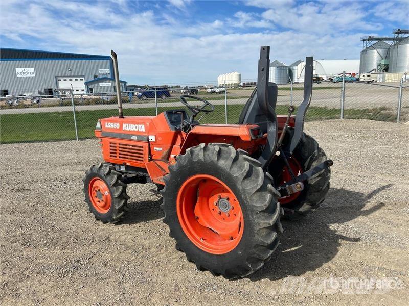 Kubota L2950 4WD Utility Tractor Kompakttraktorid