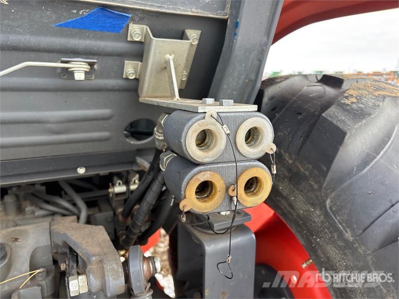 Kubota L4760D 4WD Tractor الجرارات