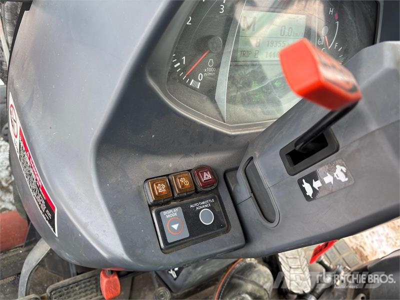 Kubota L4760D 4WD Tractor الجرارات