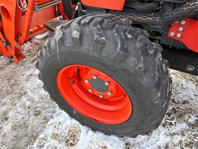 Kubota L4760D 4WD Tractor الجرارات