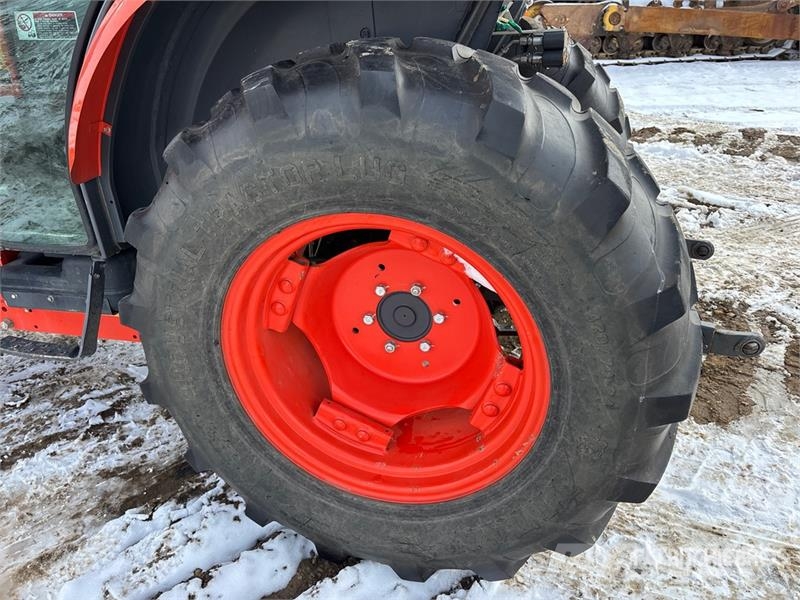 Kubota L4760D 4WD Tractor الجرارات