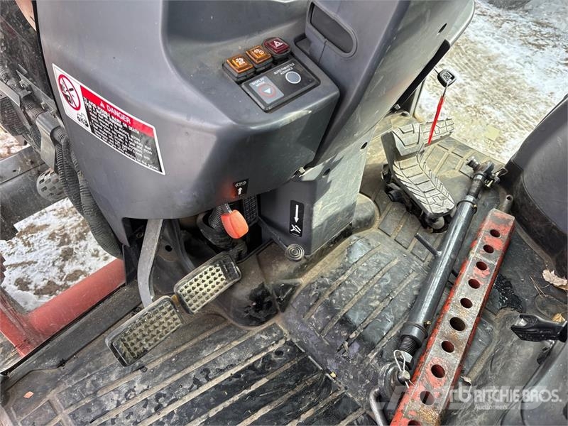 Kubota L4760D 4WD Tractor الجرارات