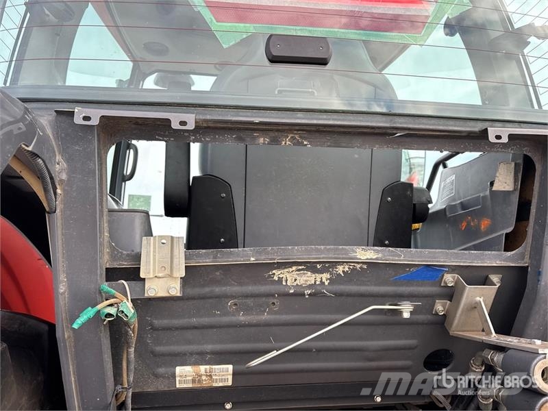 Kubota L4760D 4WD Tractor الجرارات