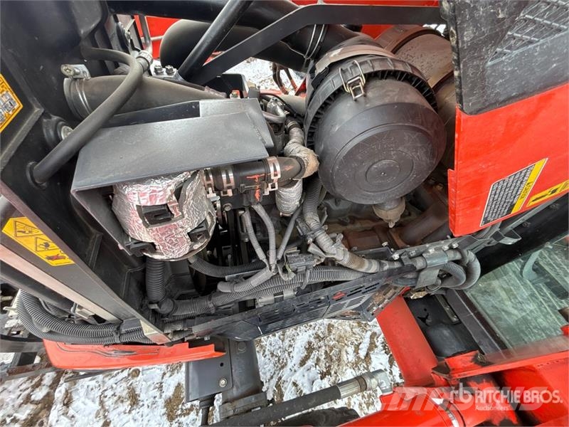Kubota L4760D 4WD Tractor الجرارات