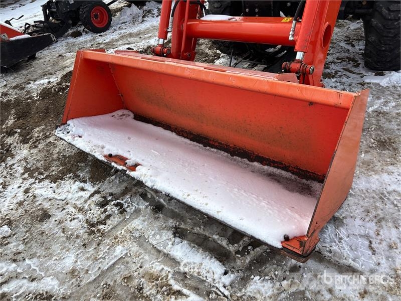 Kubota L4760D 4WD Tractor الجرارات