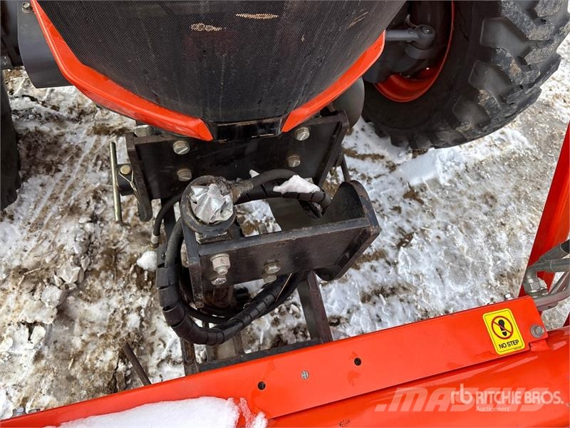 Kubota L4760D 4WD Tractor الجرارات