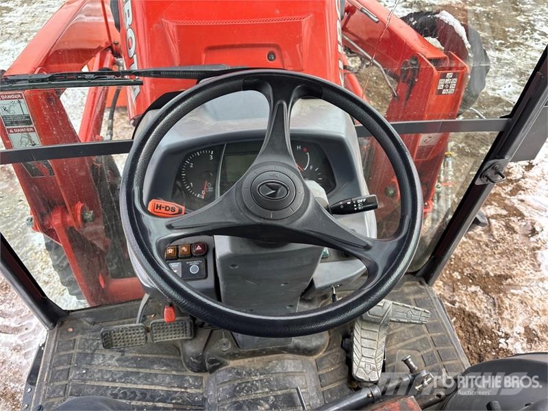Kubota L4760D 4WD Tractor الجرارات