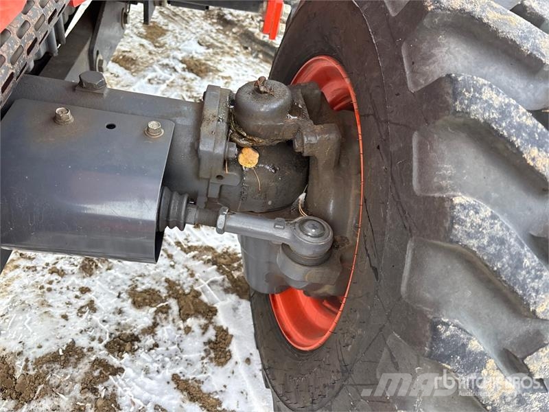 Kubota L4760D 4WD Tractor الجرارات