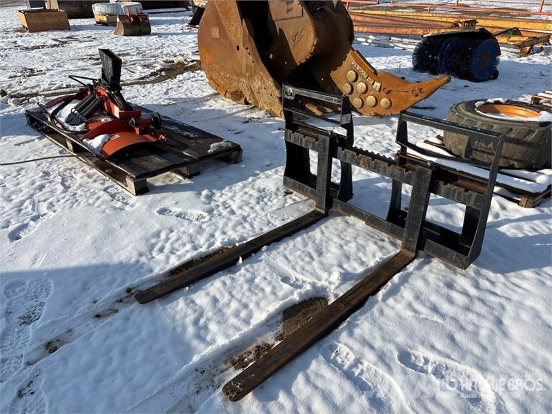 Kubota L4760D 4WD Tractor الجرارات