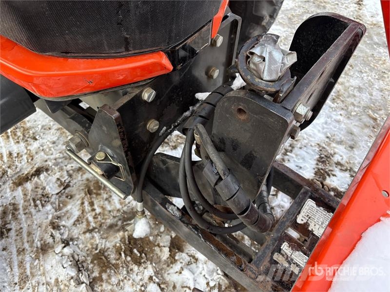 Kubota L4760D 4WD Tractor الجرارات