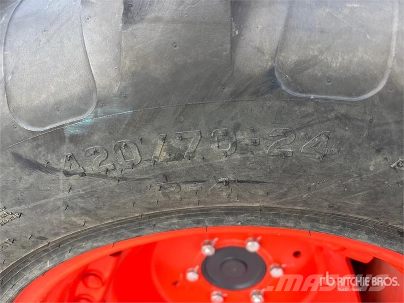 Kubota L4760D 4WD Tractor الجرارات