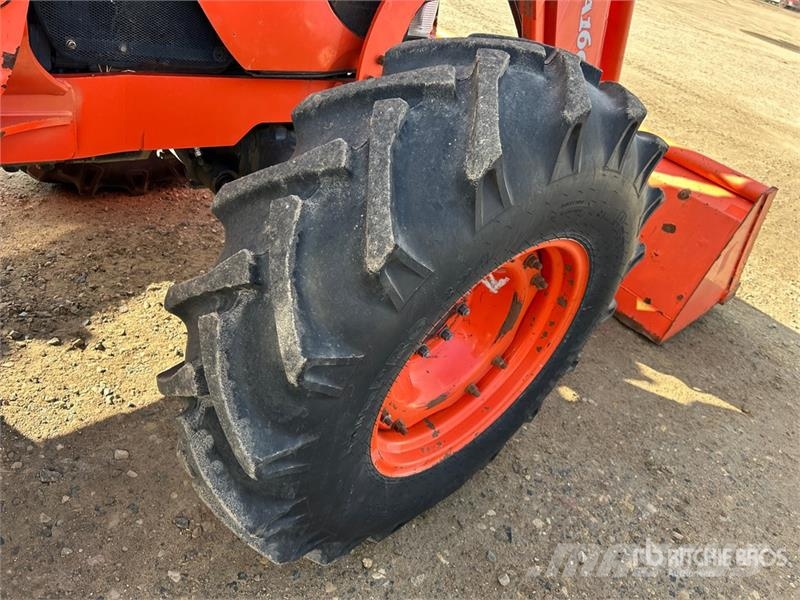 Kubota M125X Traktorer