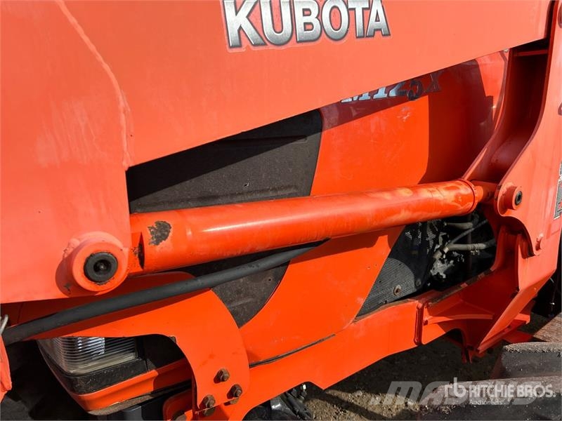 Kubota M125X Traktorer