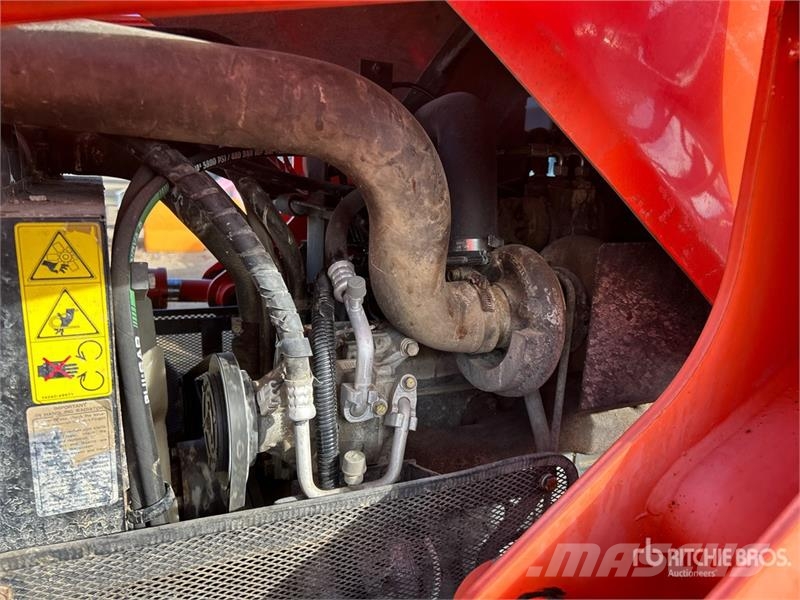 Kubota M125X Traktorer
