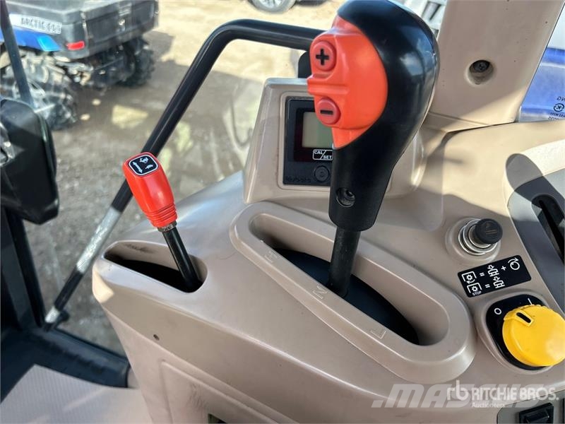 Kubota M125X Traktorer