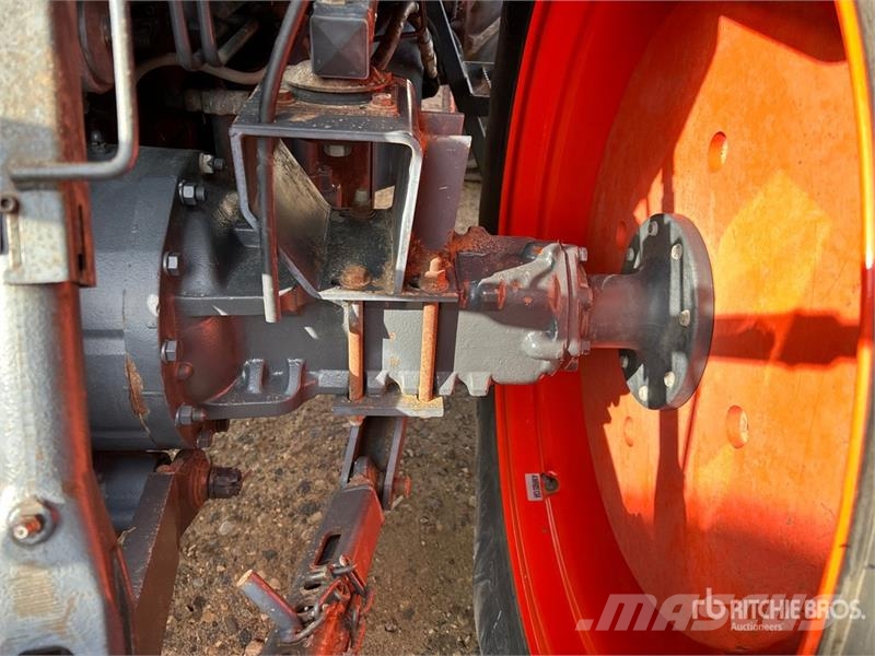 Kubota M125X Traktorer