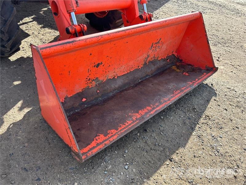 Kubota M125X Traktorer