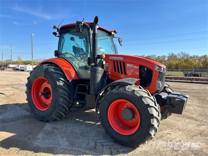 Kubota M7-152 Diesel 4WD Tractor Traktorok