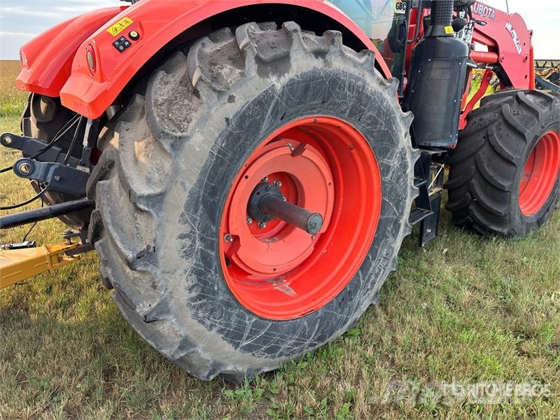 Kubota M7-171 4WD Tractor Traktori