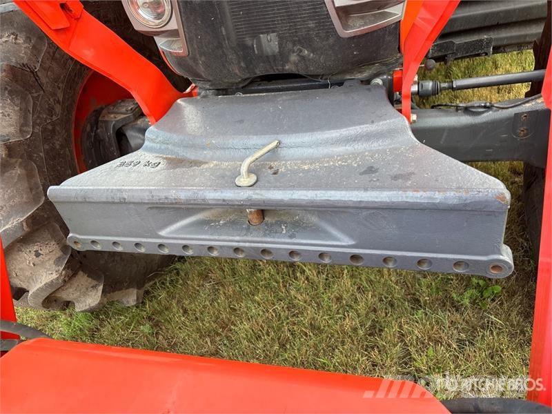 Kubota M7-171 4WD Tractor Traktori